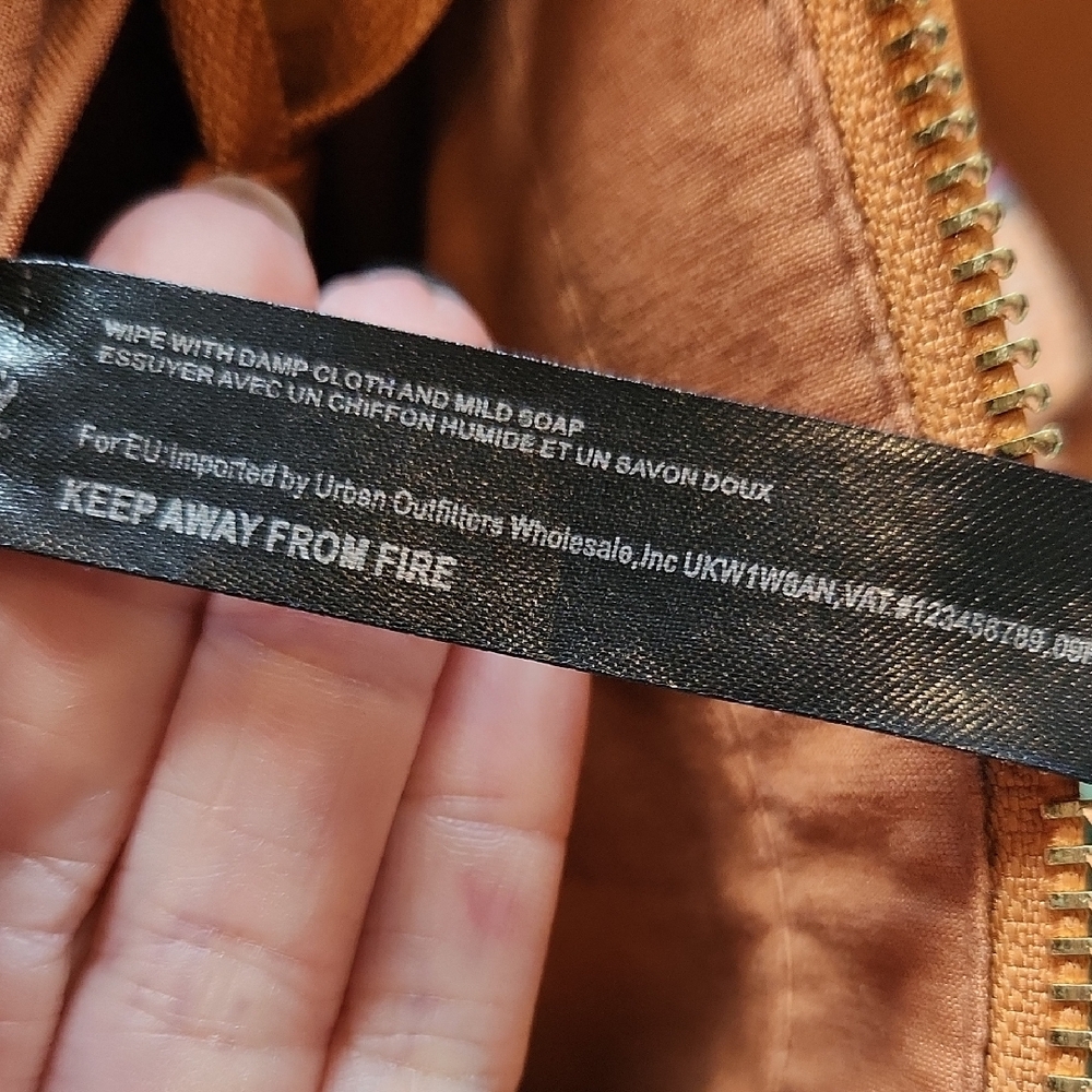 Free People Coney Vegan Crossbody - Picture 9 of 11